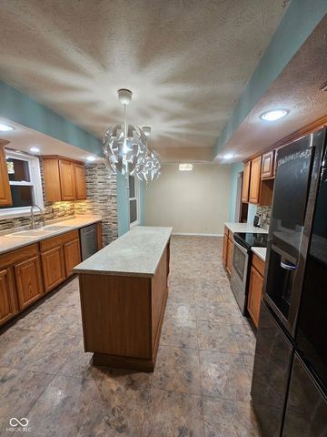 11965 Cable Drive, Indianapolis, IN 46236