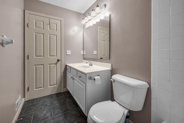 9024 Georgian Court, Florence, KY 41042