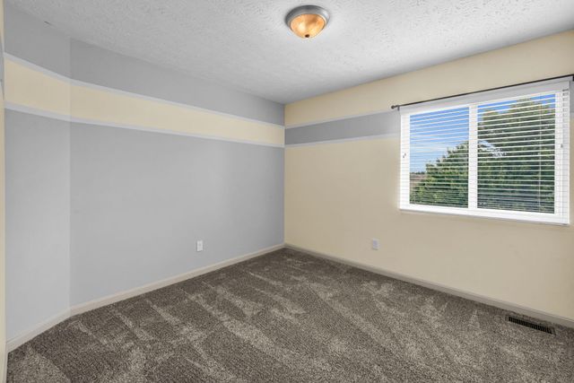 9024 Georgian Court, Florence, KY 41042
