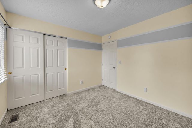 9024 Georgian Court, Florence, KY 41042