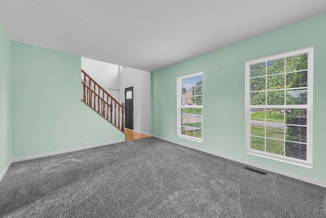 9024 Georgian Court, Florence, KY 41042