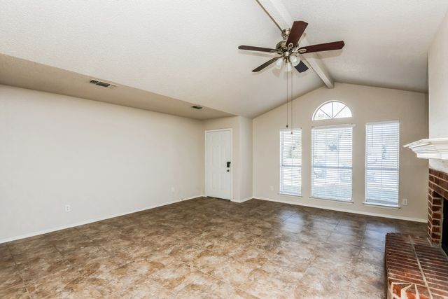 1359 Lincolnshire Way, Fort Worth, TX 76134