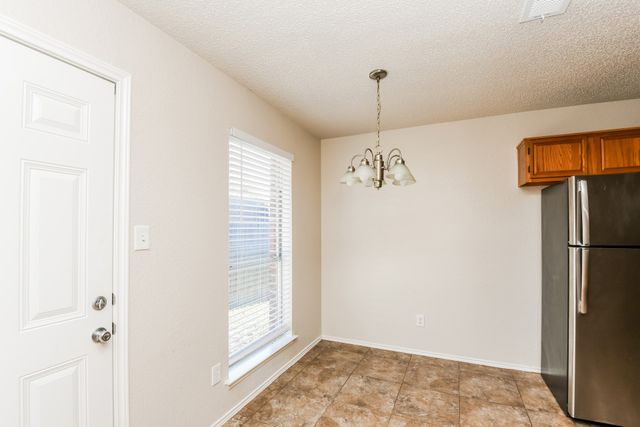 1359 Lincolnshire Way, Fort Worth, TX 76134