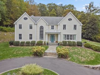 18 Wells Hill Road, Easton, CT 06612