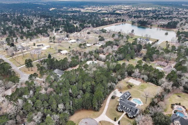 11464 Queensboro Court, Montgomery, TX 77316