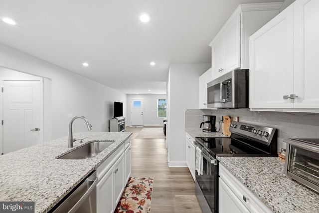 106 HARDY, Winchester, VA 22602