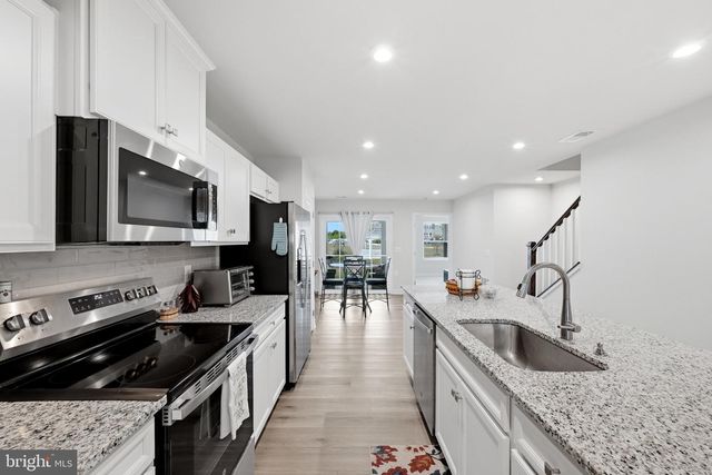 106 HARDY, Winchester, VA 22602