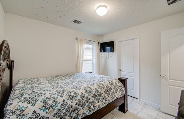 20730 Oakley Falls Drive, Katy, TX 77449