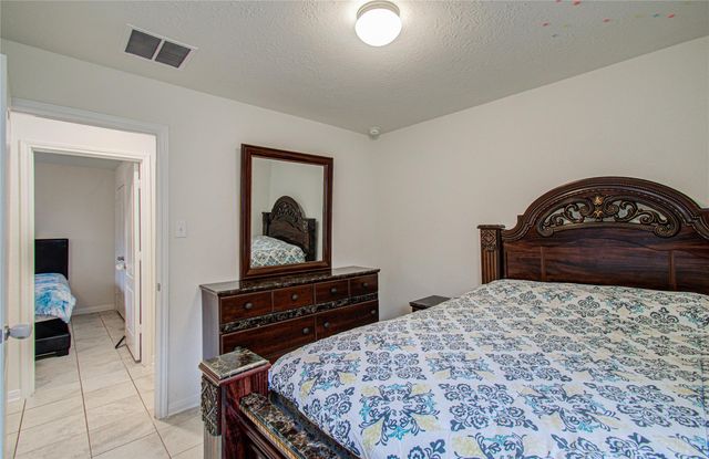 20730 Oakley Falls Drive, Katy, TX 77449