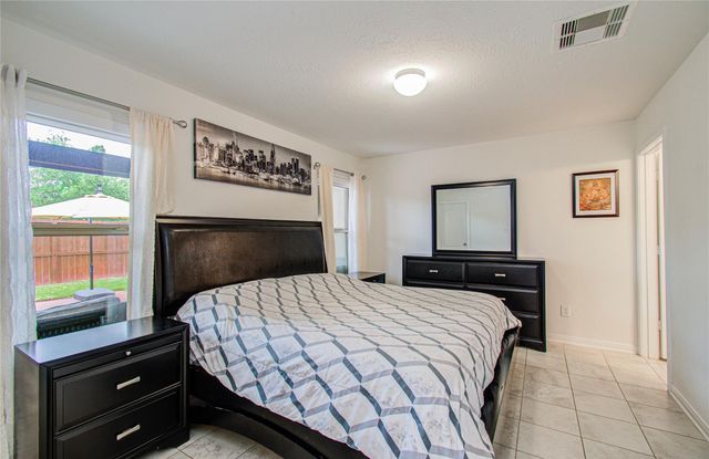 20730 Oakley Falls Drive, Katy, TX 77449