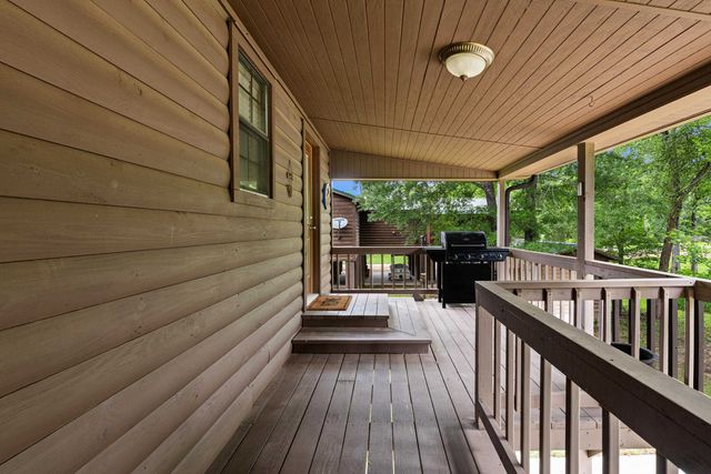 426 Private Road 7219, Jefferson, TX 75657