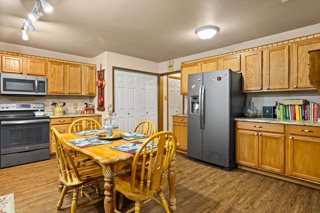 426 Private Road 7219, Jefferson, TX 75657