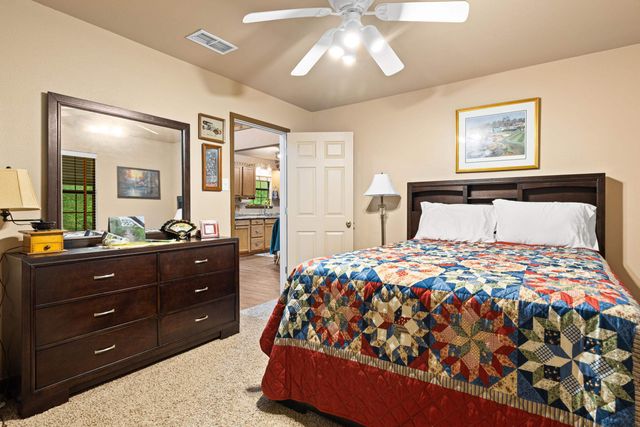 426 Private Road 7219, Jefferson, TX 75657
