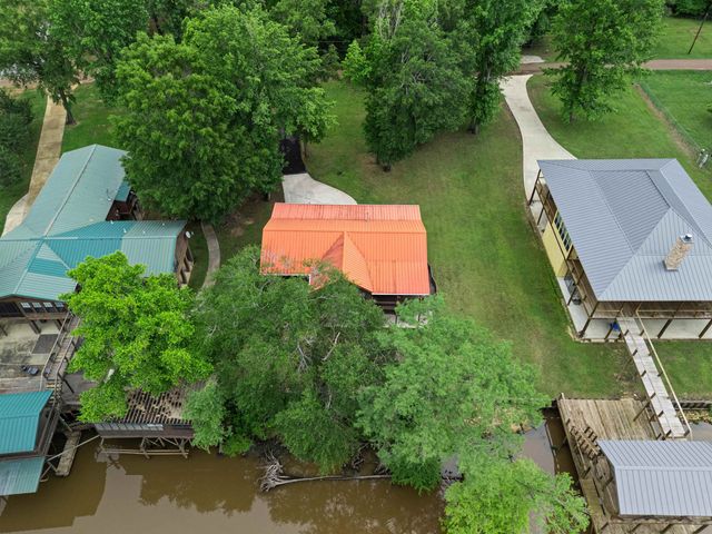 426 Private Road 7219, Jefferson, TX 75657