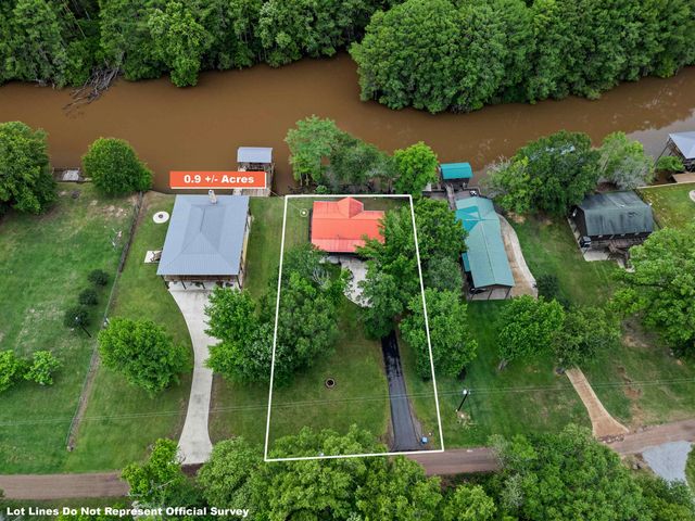 426 Private Road 7219, Jefferson, TX 75657