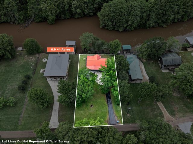 426 Private Road 7219, Jefferson, TX 75657