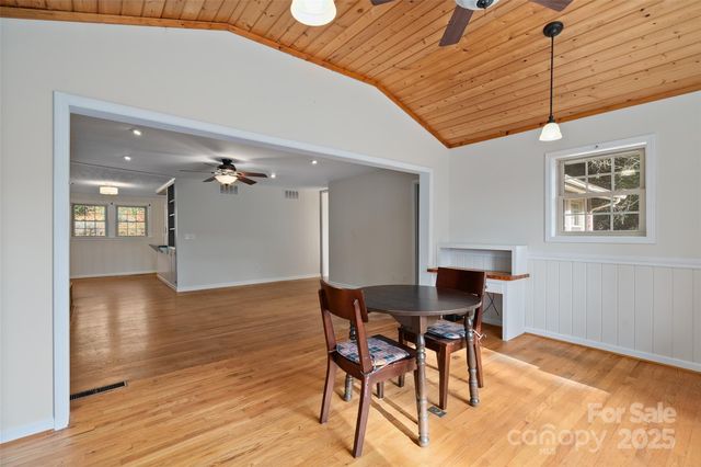 233 Rolling Drive, Waynesville, NC 28786