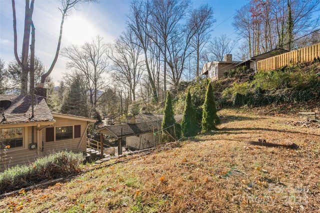 233 Rolling Drive, Waynesville, NC 28786