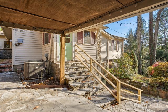 233 Rolling Drive, Waynesville, NC 28786