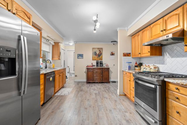 708 West Street, Stockton, MO 65785