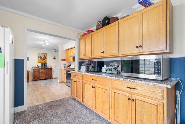 708 West Street, Stockton, MO 65785