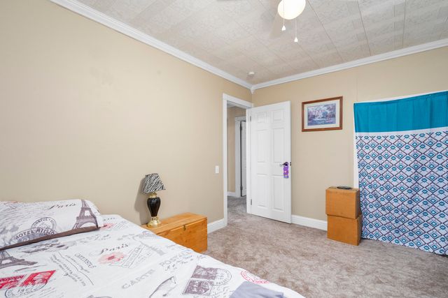 708 West Street, Stockton, MO 65785