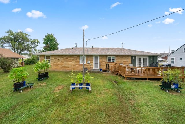 708 West Street, Stockton, MO 65785