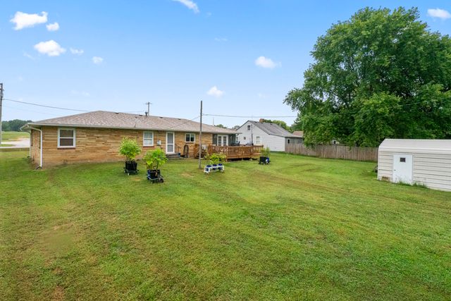 708 West Street, Stockton, MO 65785