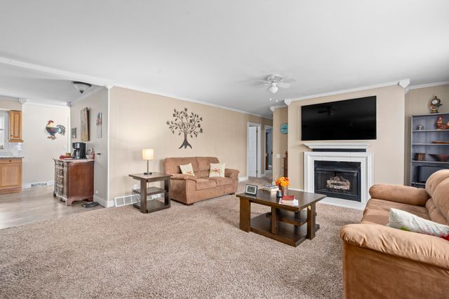 708 West Street, Stockton, MO 65785