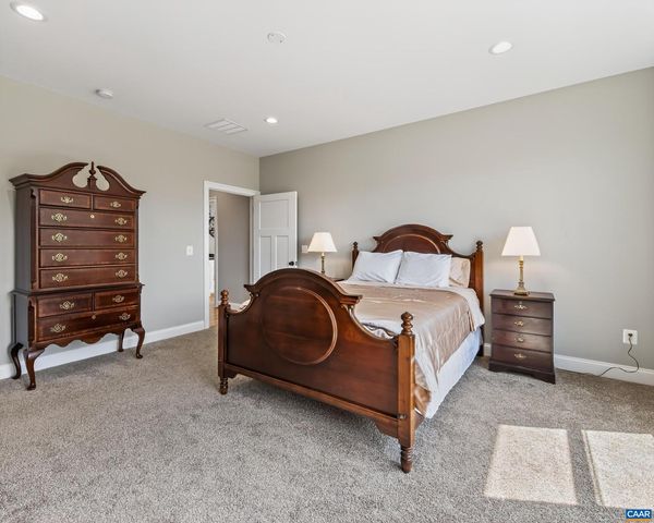 28 RED PINE DR, Zion Crossroads, VA 22942