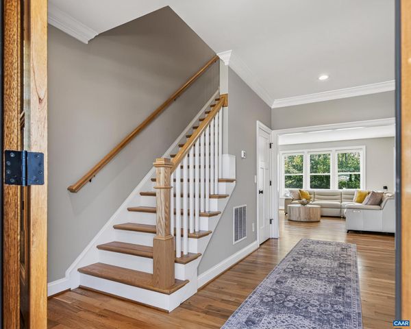 28 RED PINE DR, Zion Crossroads, VA 22942
