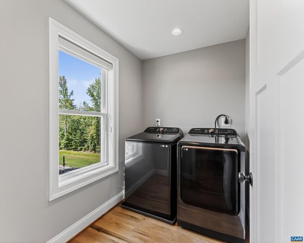 28 RED PINE DR, Zion Crossroads, VA 22942