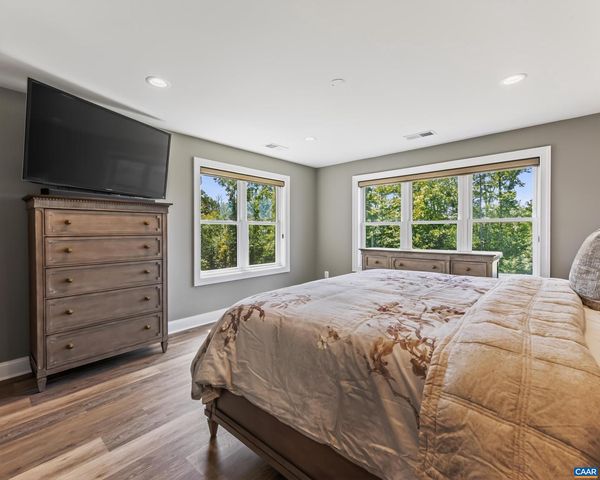 28 RED PINE DR, Zion Crossroads, VA 22942