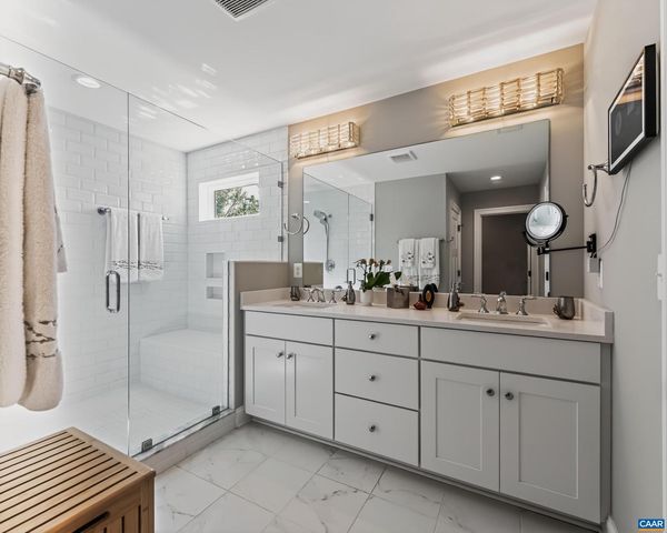 28 RED PINE DR, Zion Crossroads, VA 22942