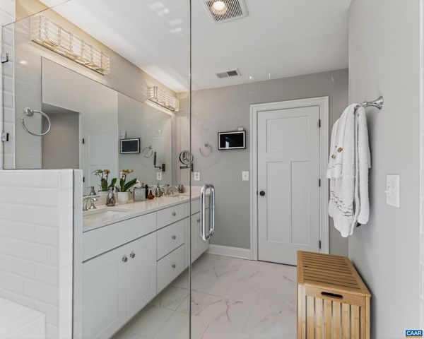 28 RED PINE DR, Zion Crossroads, VA 22942