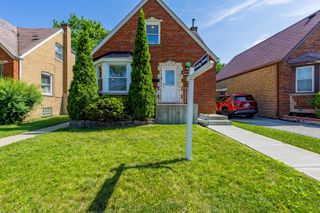 3923 W 83rd Place, Chicago, IL 60652