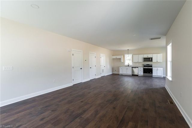 1064 S Sunset Drive, Winston-salem, NC 27103