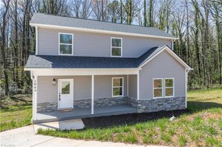 1064 S Sunset Drive, Winston-salem, NC 27103