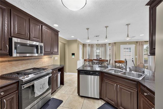 449 Brunswick Circle, Stockbridge, GA 30281