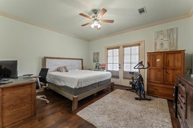 28049 Foxfire Ave, Walker, LA 70785