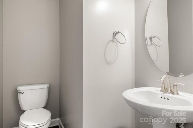 16001 Arabian Mews Lane, Charlotte, NC 28278