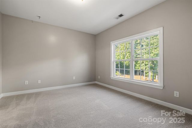 16001 Arabian Mews Lane, Charlotte, NC 28278