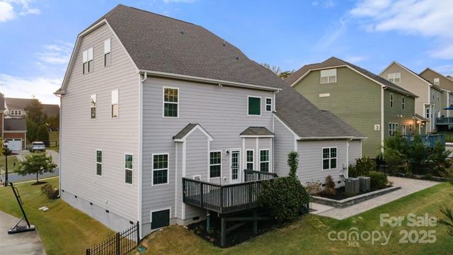 16001 Arabian Mews Lane, Charlotte, NC 28278