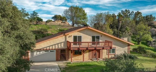 7254 Studio Road, Canoga Park, CA 91304