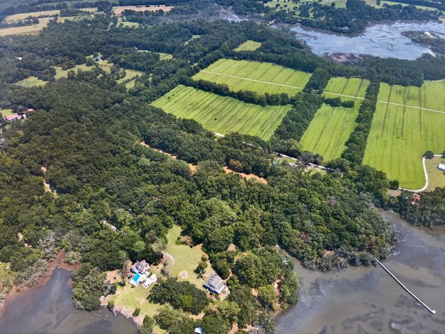 5751 Church Flats Road, Meggett, SC 29449