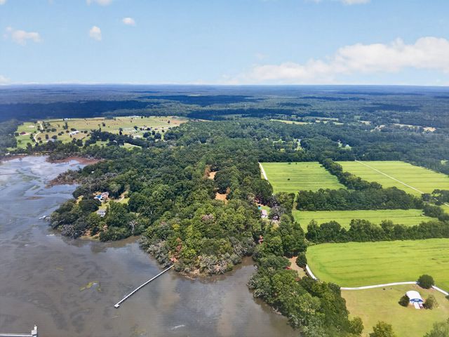 5751 Church Flats Road, Meggett, SC 29449