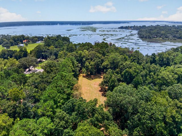 5751 Church Flats Road, Meggett, SC 29449