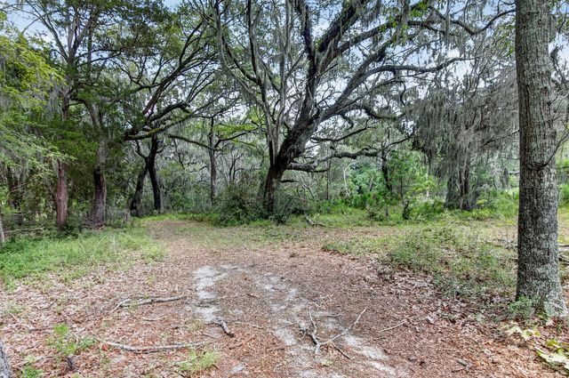5751 Church Flats Road, Meggett, SC 29449