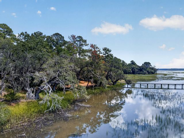 5751 Church Flats Road, Meggett, SC 29449