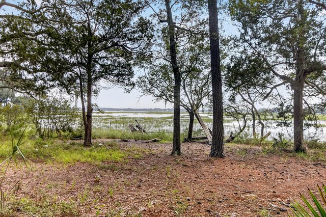 5751 Church Flats Road, Meggett, SC 29449